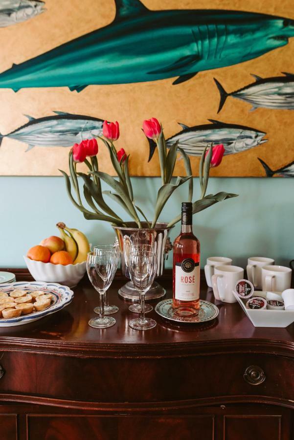 Alicion Bed & Breakfast Lunenburg Bagian luar foto